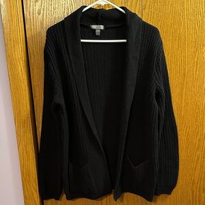 ASOS Men’s Black Open Front Cardigan size medium.